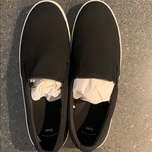 Gap canvas slip on sneakers
